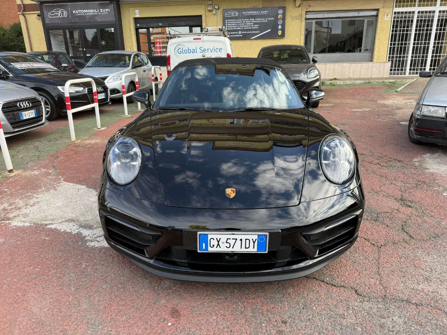 Immagine 1 - Porsche 992 Carrera 4 GTS Cabrio *GARANZIA PORSCHE APPROVED*