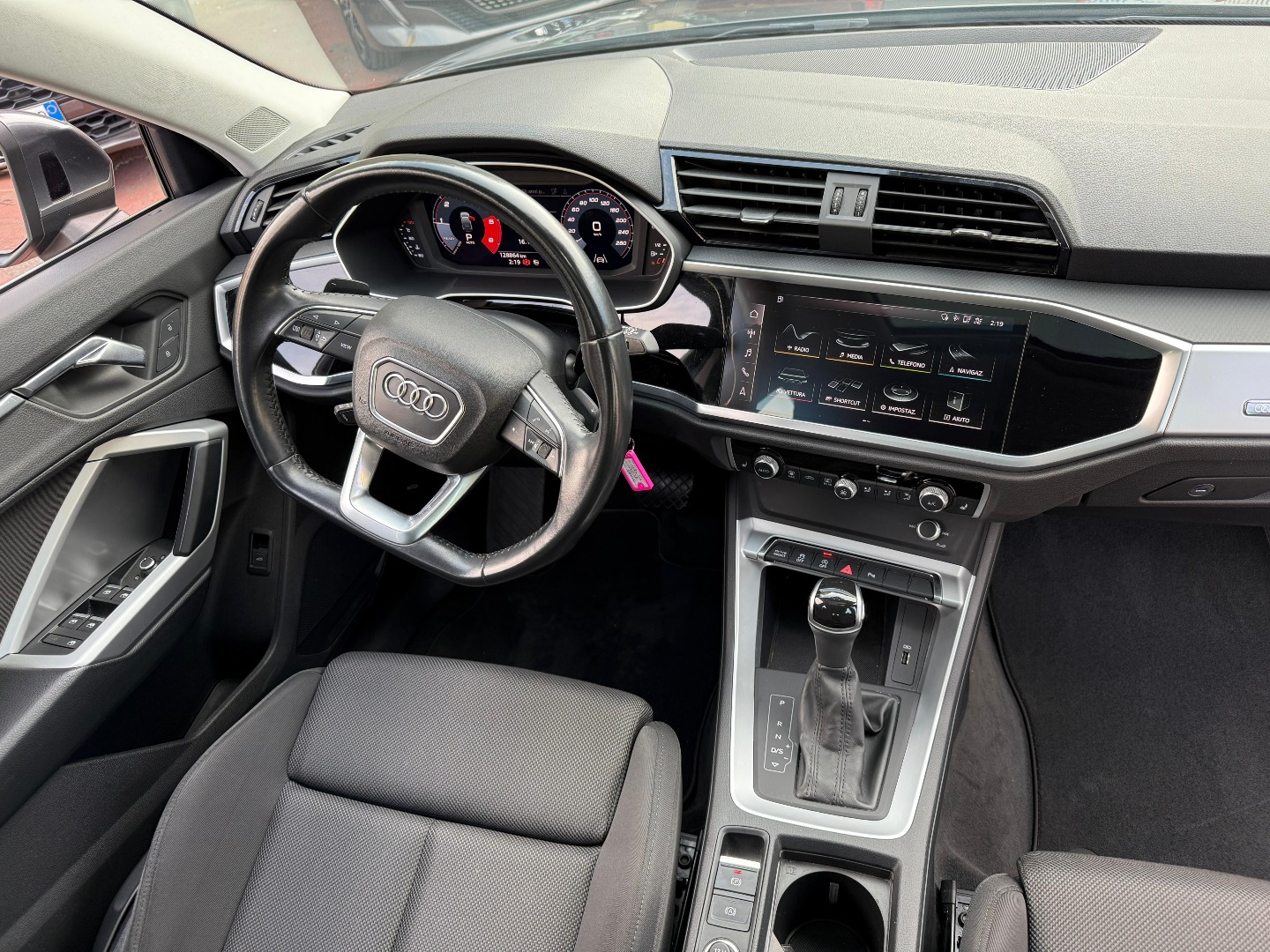 Immagine 5 - Audi Q3 Sportback 2.0 S LINE *UNICO PROPRIETARIO*