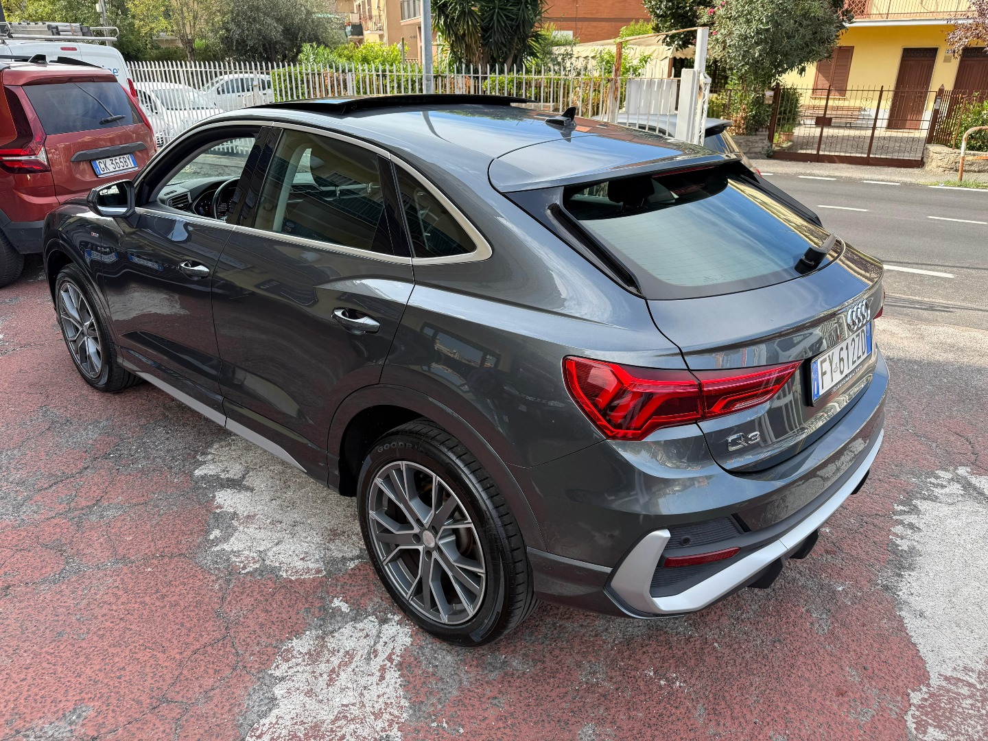 Immagine 7 - Audi Q3 Sportback 2.0 S LINE *UNICO PROPRIETARIO*