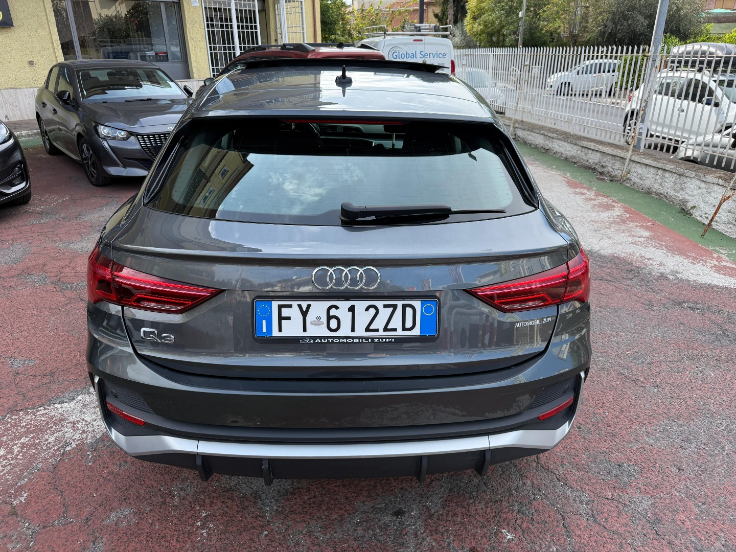 Immagine 8 - Audi Q3 Sportback 2.0 S LINE *UNICO PROPRIETARIO*