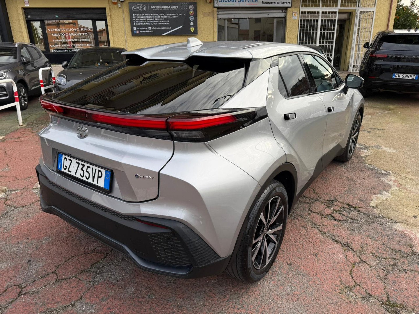 Immagine 5 - TOYOTA CHR HYBRID 1.8 **18.000KM**