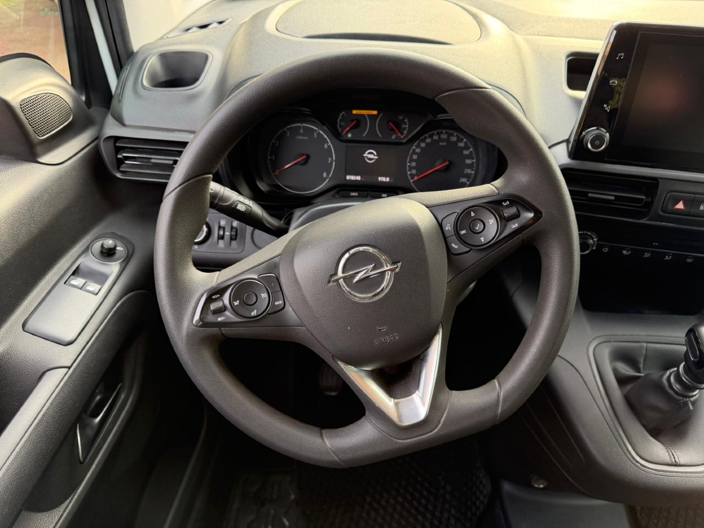 Immagine 1 - OPEL COMBO **DOPPIE PORTE LATERALI** + IVA