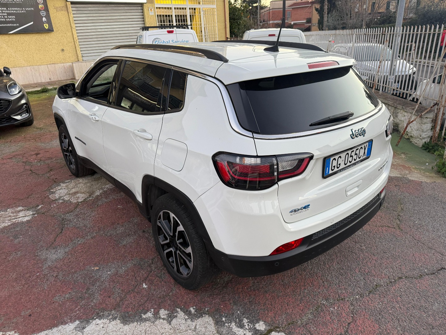 Immagine 5 - Jeep Compass 1.3 Phev Limited 4xe Pronta Consegna