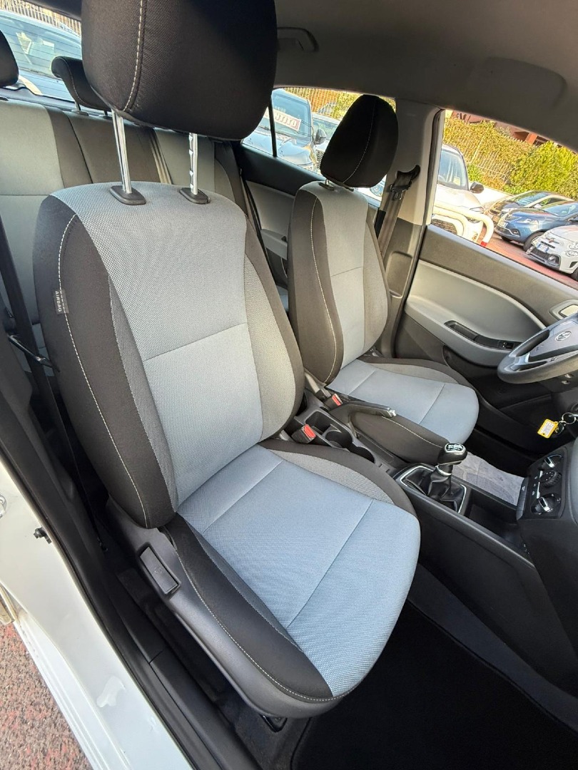 Immagine 5 - Hyundai i20 1.2 diesel ***consumi irrisori***