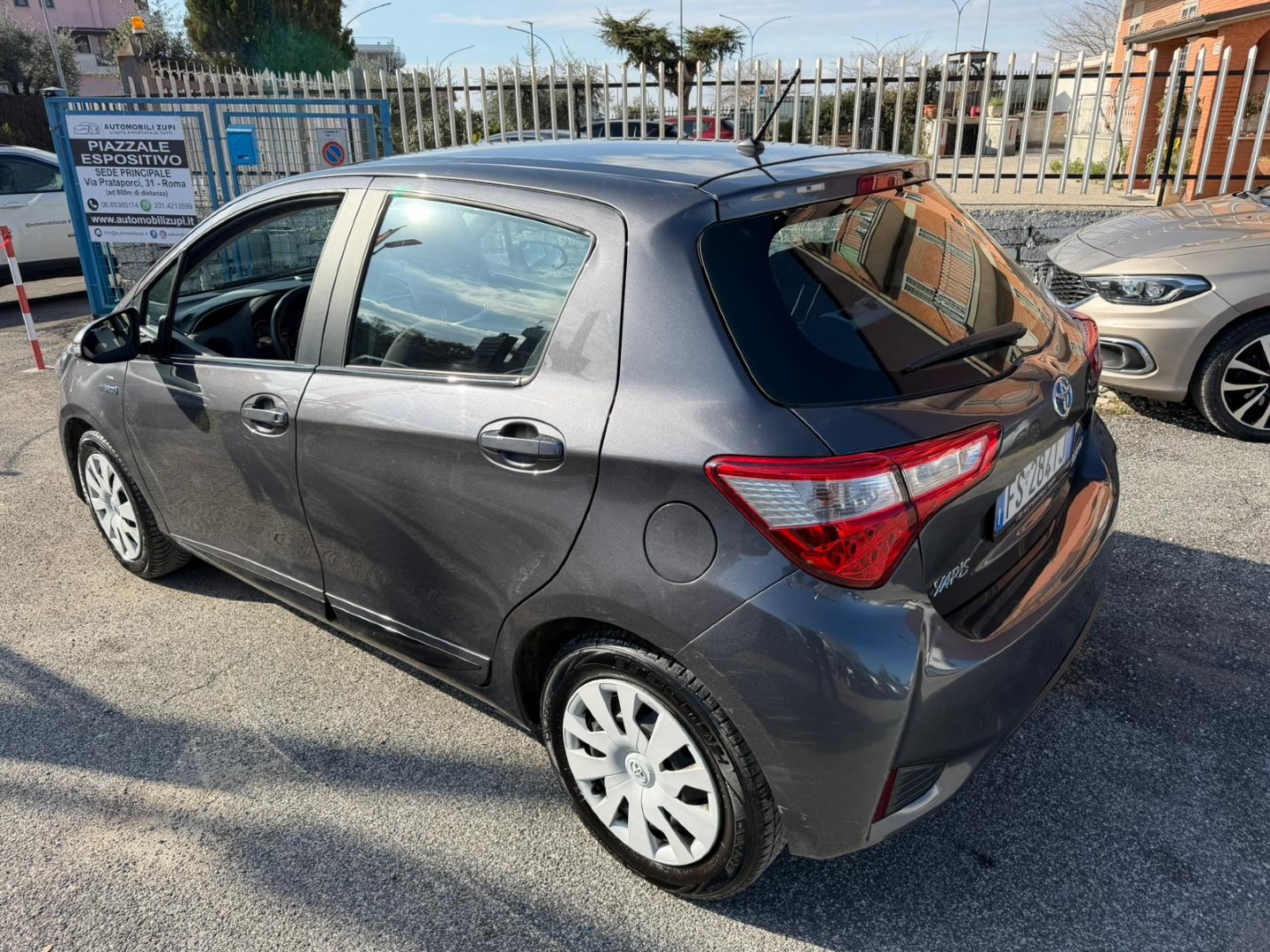 Immagine 8 - Toyota Yaris 1.5 Hybrid *CRONOLOGIA TAGLIANDI*