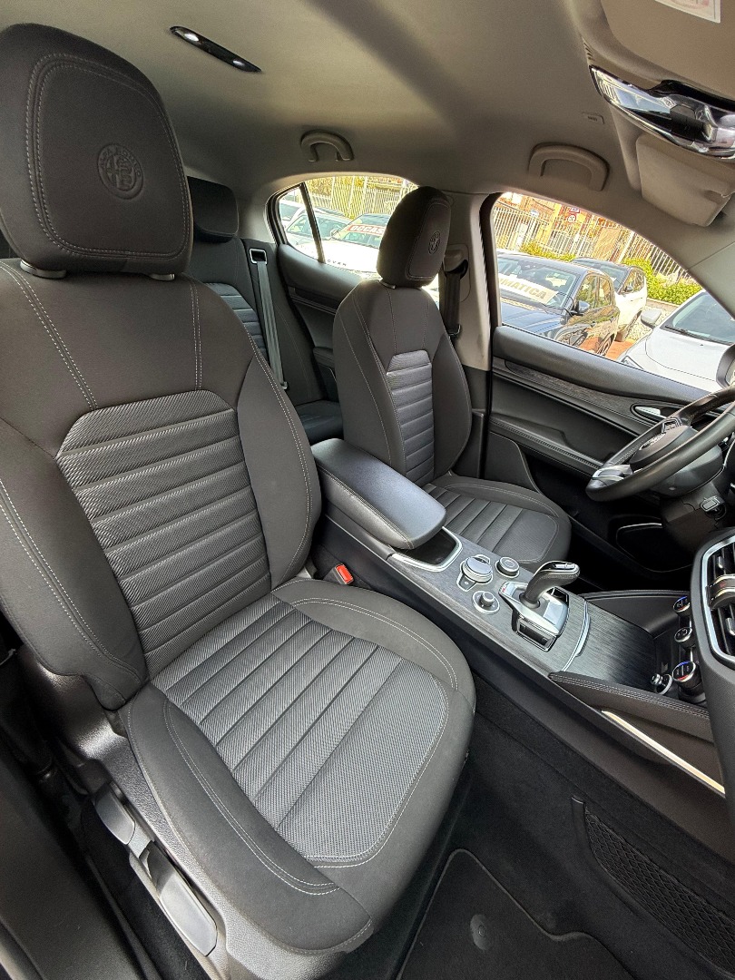 Immagine 1 - Alfa Romeo Stelvio 2.2 ALL. Business Q4 190cv AUTOM.