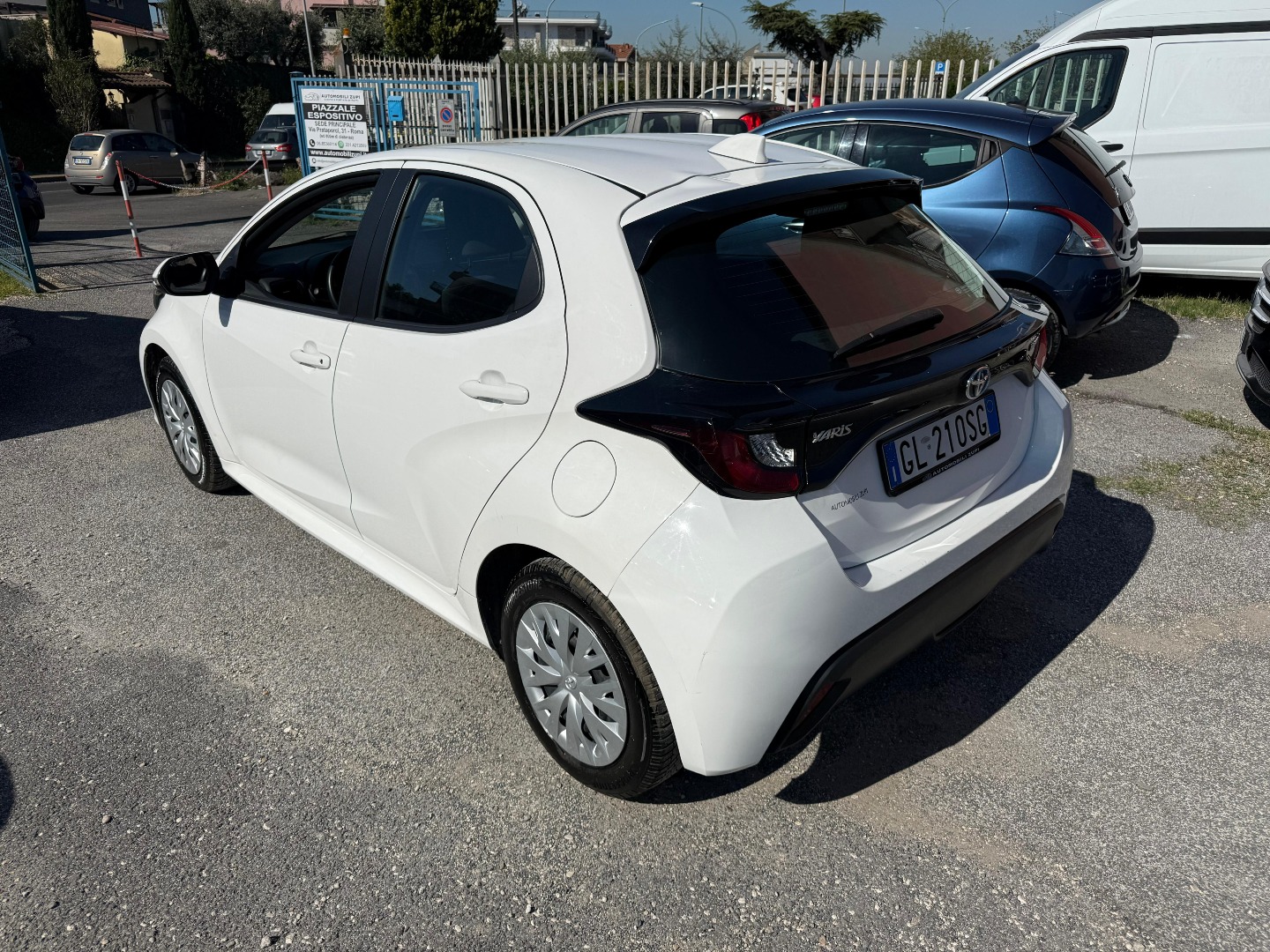 Immagine 7 - Toyota Yaris 1.5h All. Active **PRONTA CONSEGNA**