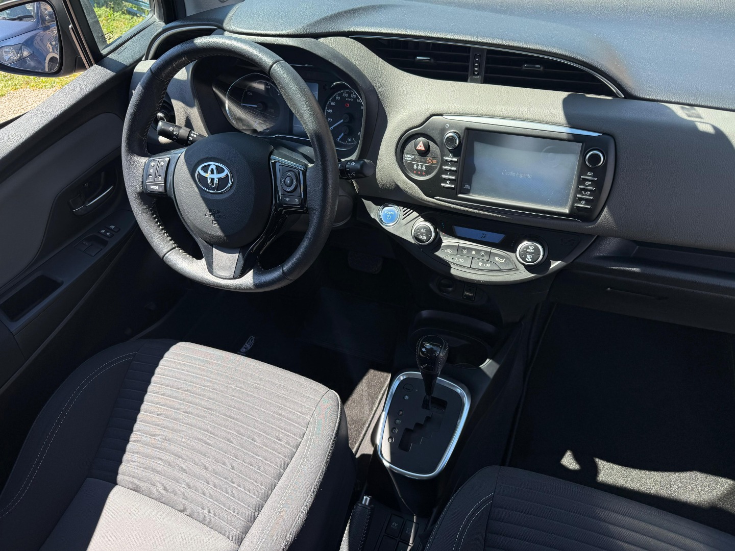 Immagine 5 - Toyota Yaris Hybrid 5posti 1.5 **Pronta Consegna**