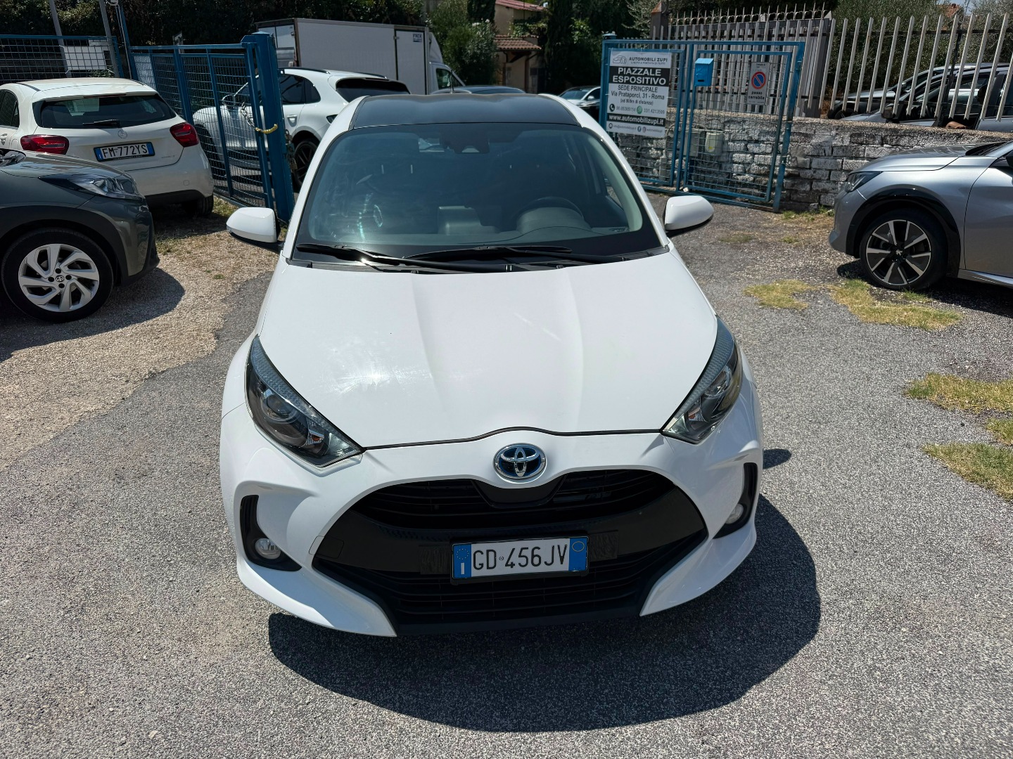 Immagine 1 - Toyota Yaris 1.5h 92cv ibrida **PRONTA CONSEGNA**
