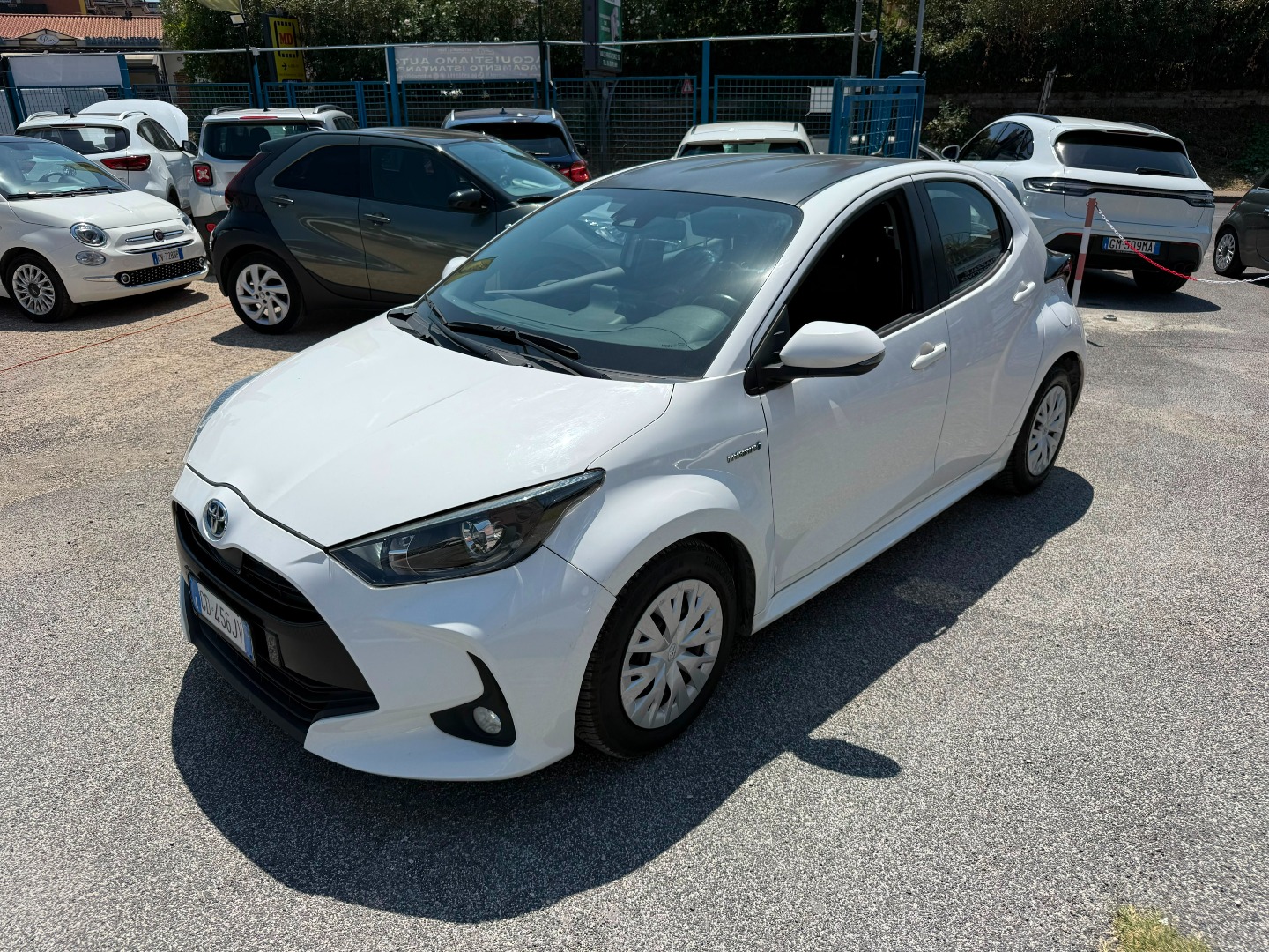 Immagine 2 - Toyota Yaris 1.5h 92cv ibrida **PRONTA CONSEGNA**