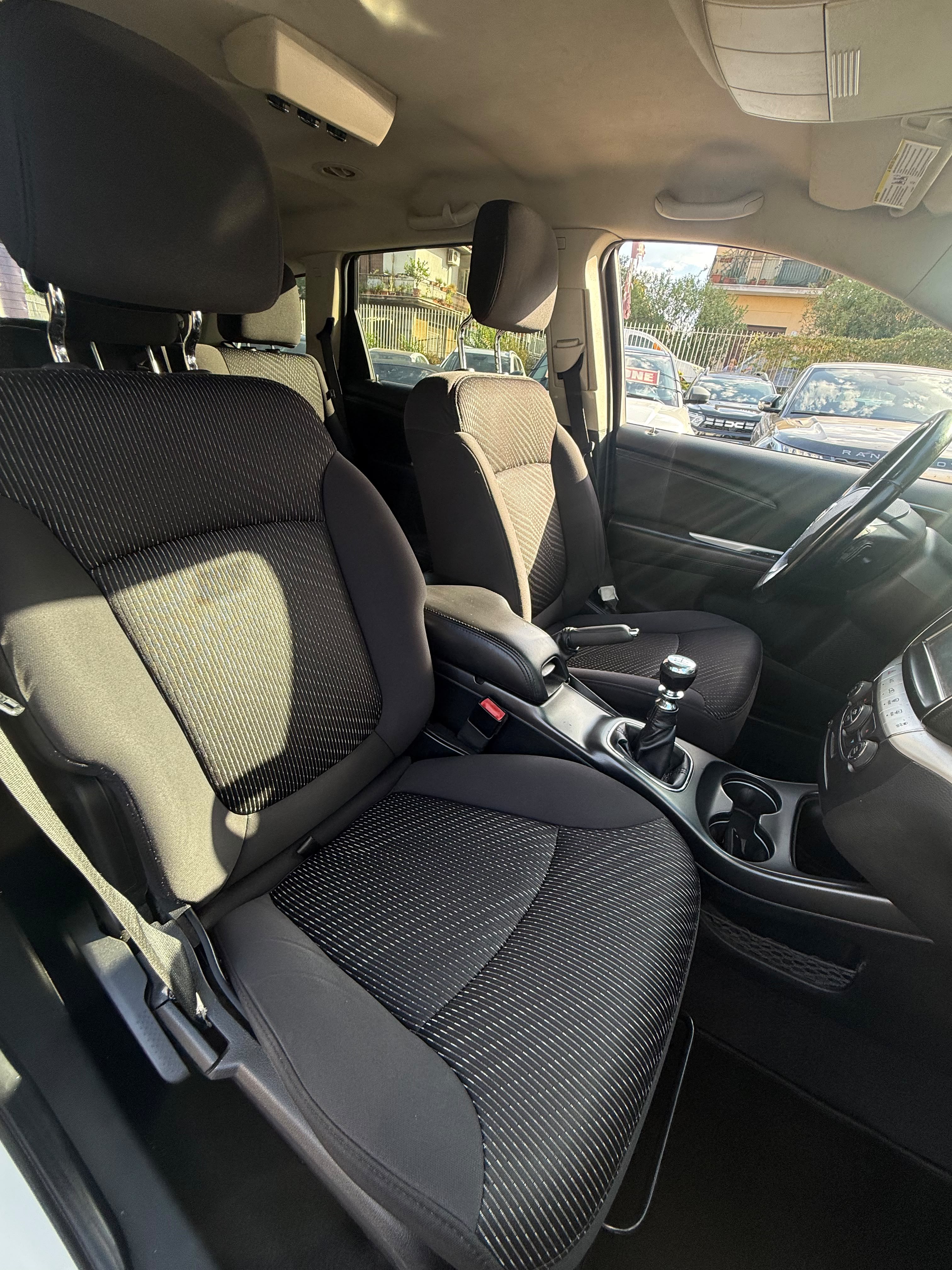 Immagine 6 - Fiat Freemont 2.0 mjt 16v Lounge 140cv **7 posti**