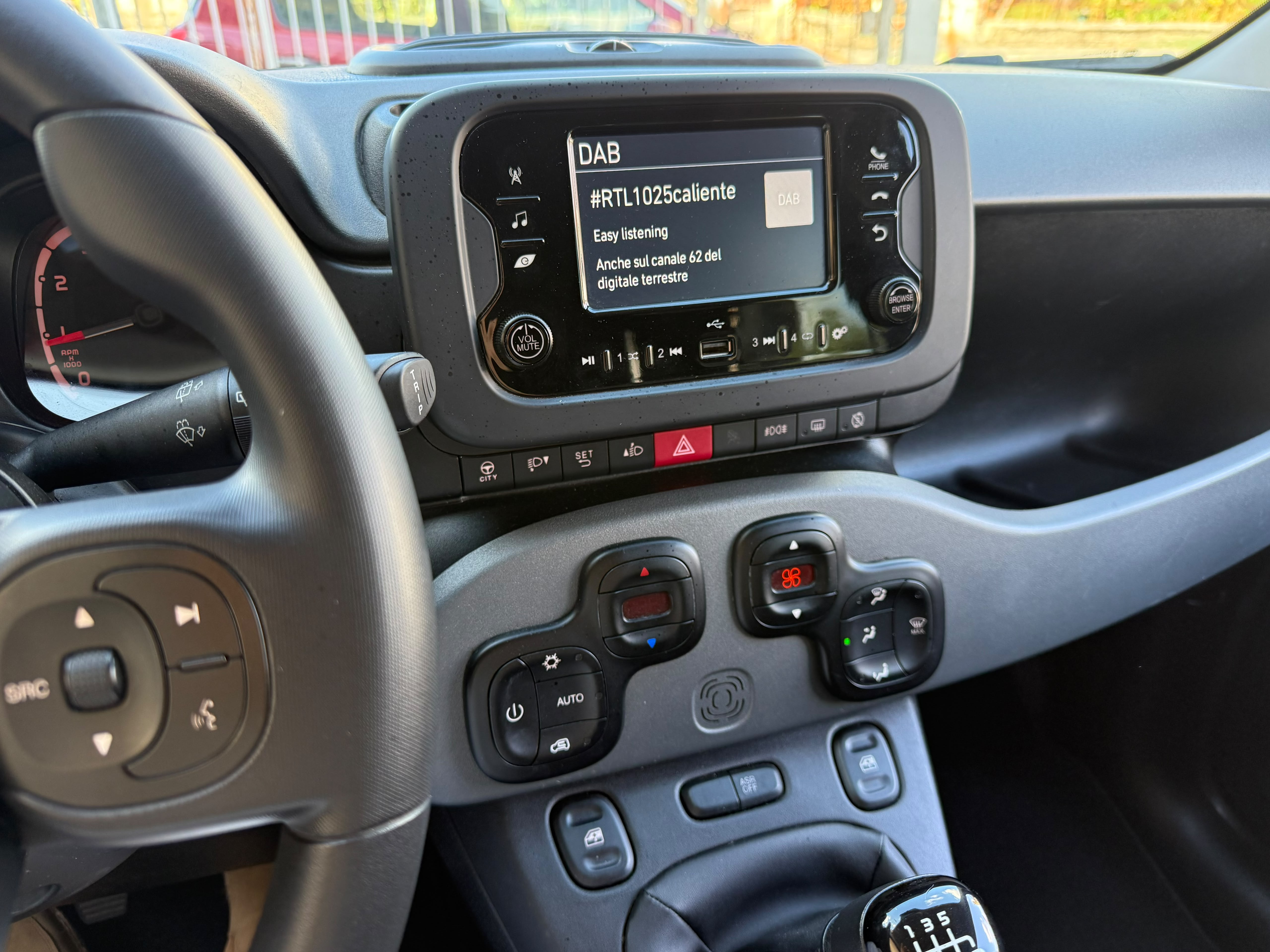 Immagine 4 - FIAT PANDA HYBRID ALL. CITY LIFE 