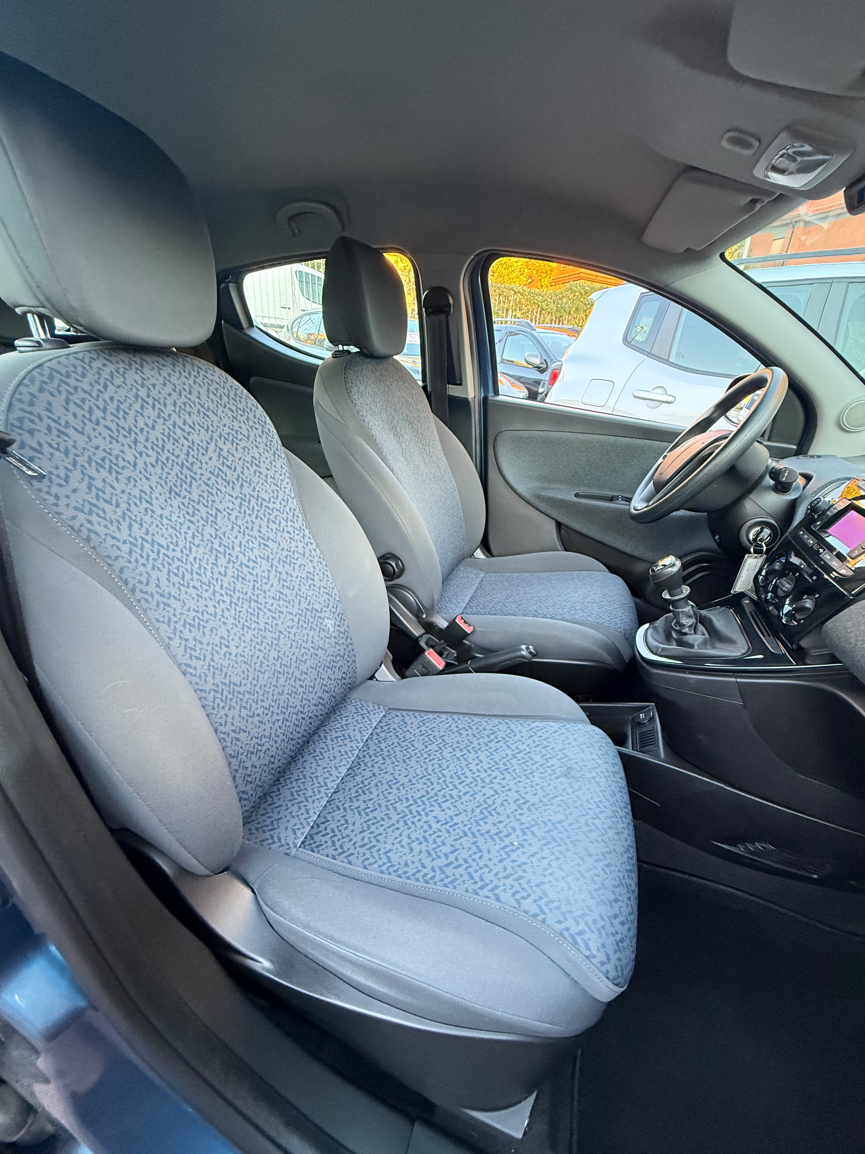 Immagine 5 - Lancia Ypsilon 1.0 Hybrid **VETTURA ITALIANA**