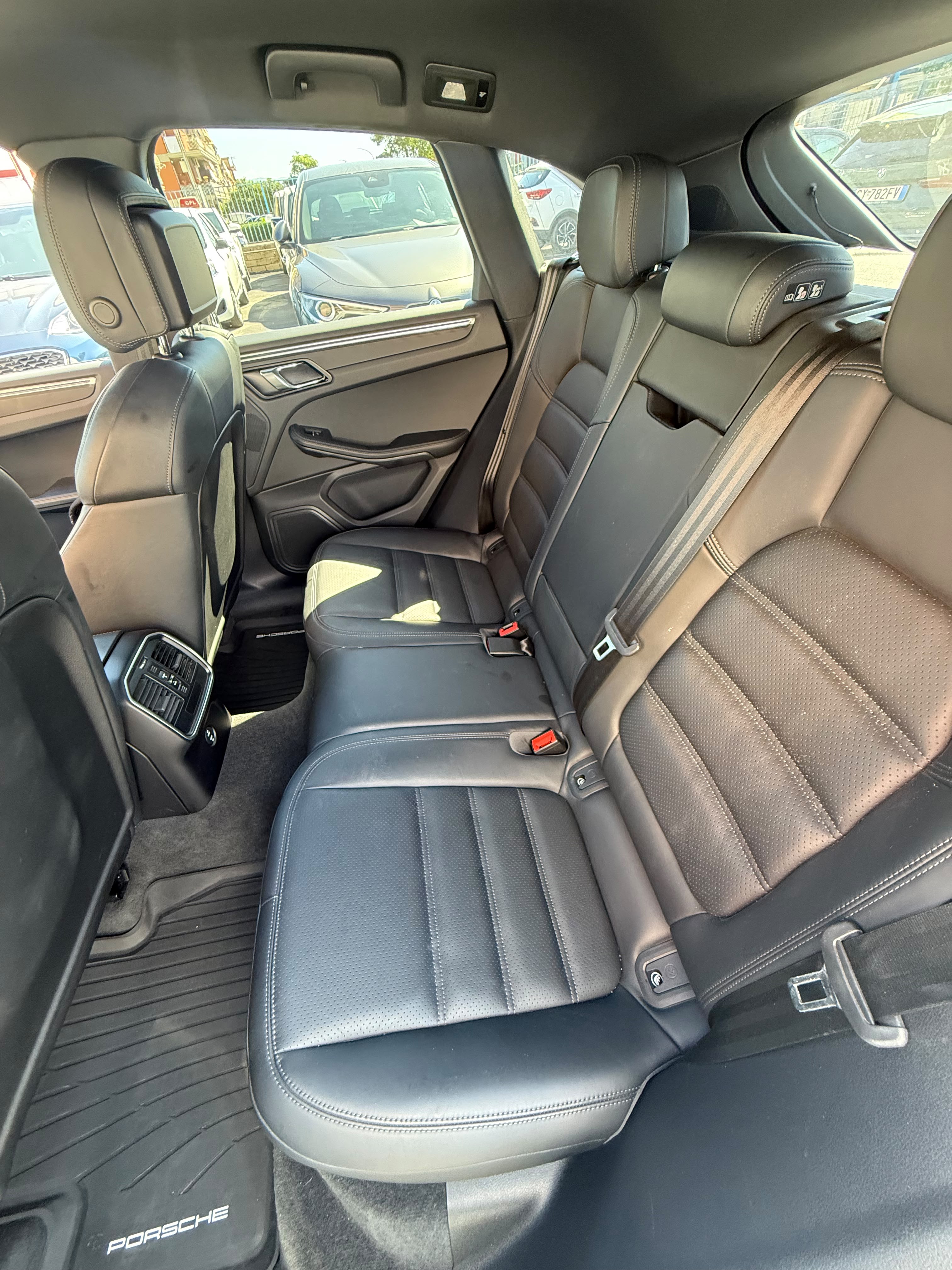 Immagine 1 - Porsche Macan T 2.0 265cv **GARANZIA PORSCHE APPROVED**