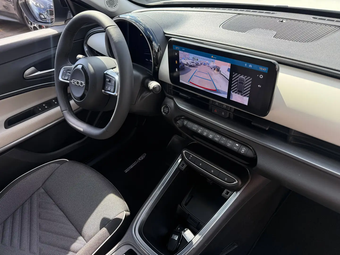 Immagine 4 - Fiat 600 Hybrid 145cv La Prima- Eleganza, Potenza e Tecnologia in un'unica auto!