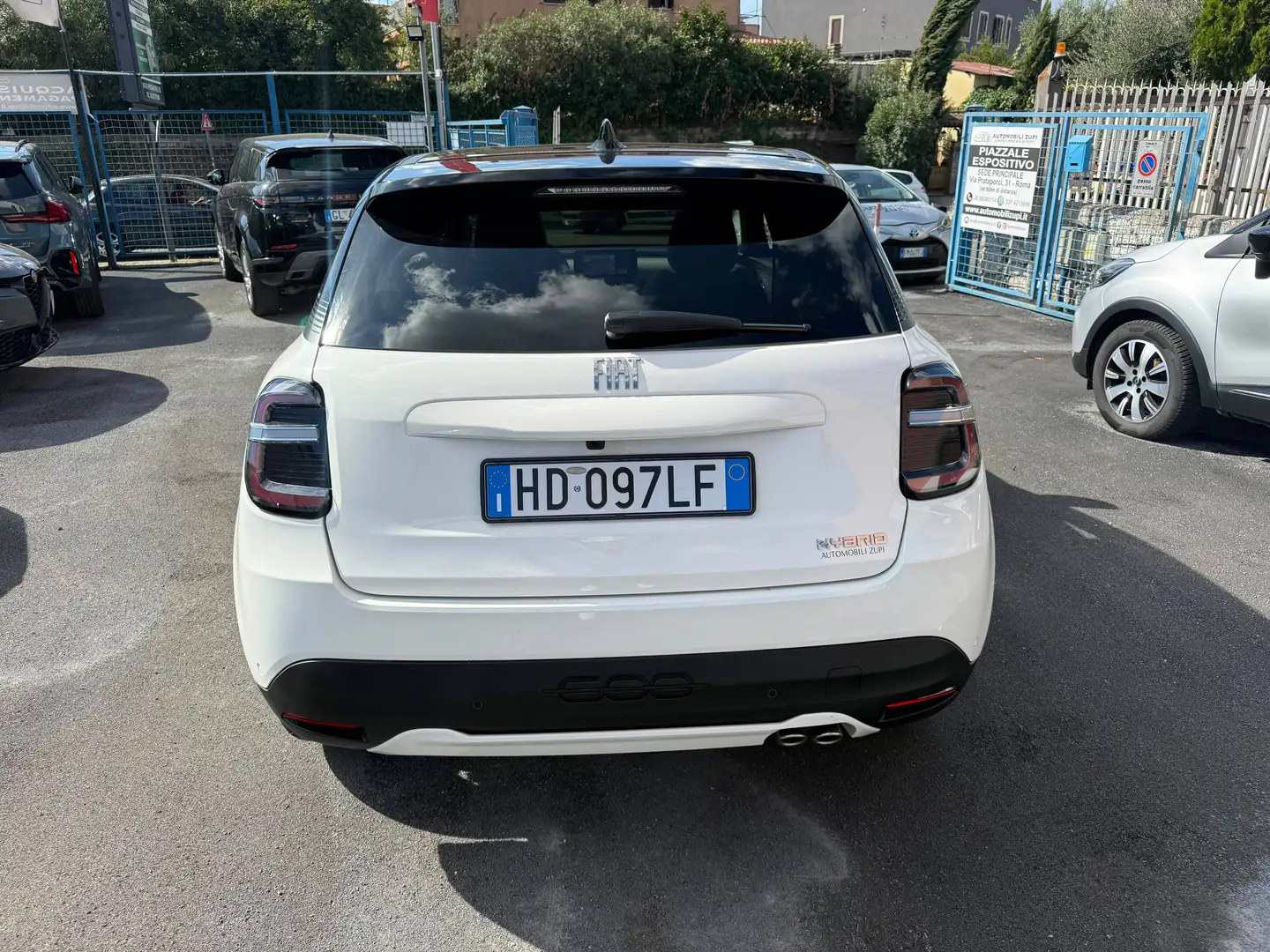 Immagine 8 - Fiat 600 Hybrid 145cv La Prima- Eleganza, Potenza e Tecnologia in un'unica auto!