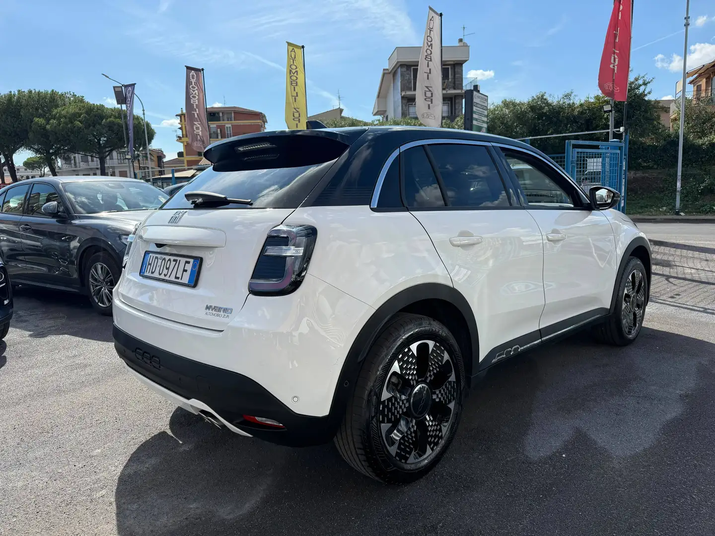 Immagine 1 - Fiat 600 Hybrid 145cv La Prima- Eleganza, Potenza e Tecnologia in un'unica auto!