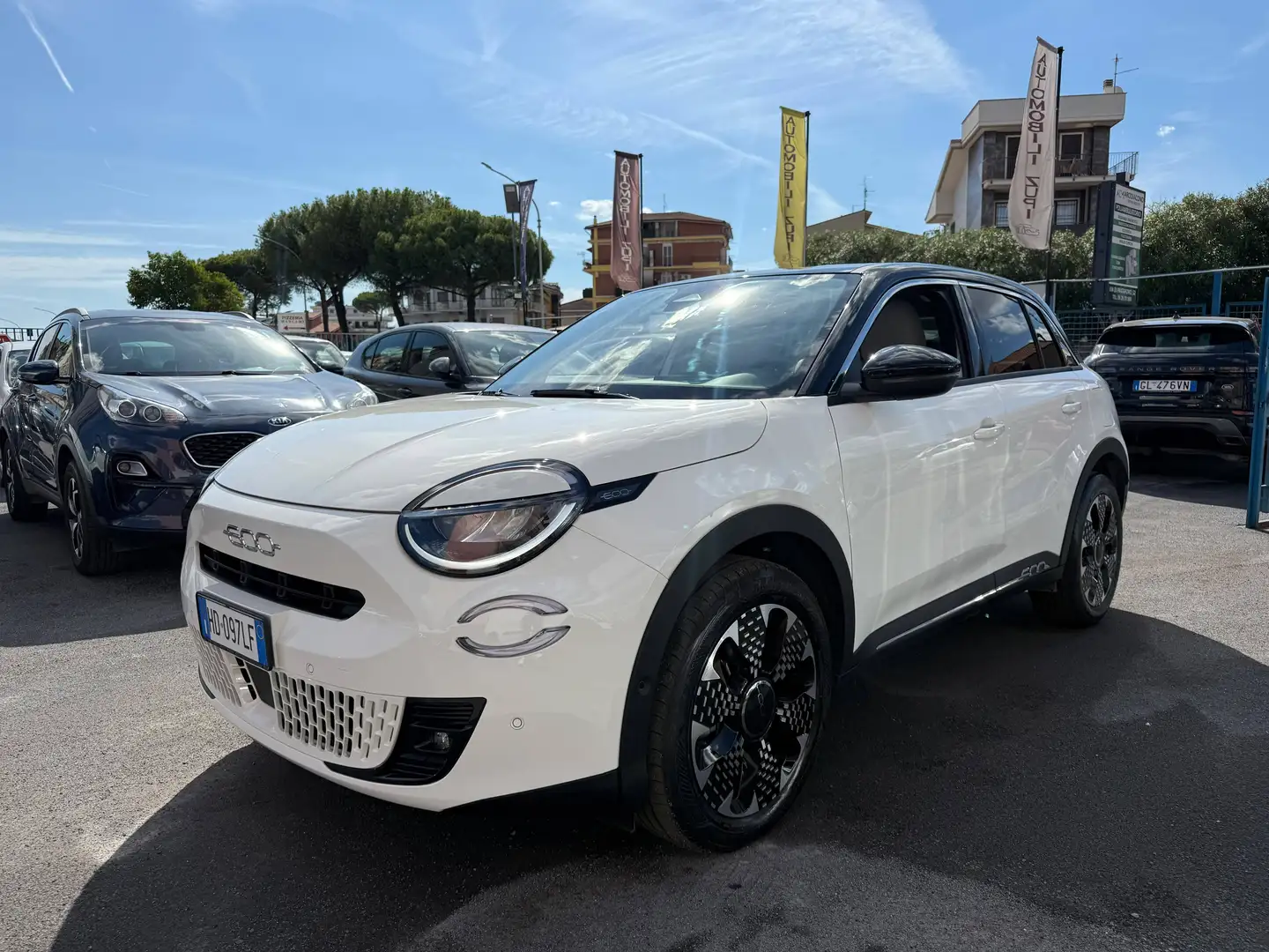 Fiat 600 Hybrid 145cv La Prima IVA ESPOSTA