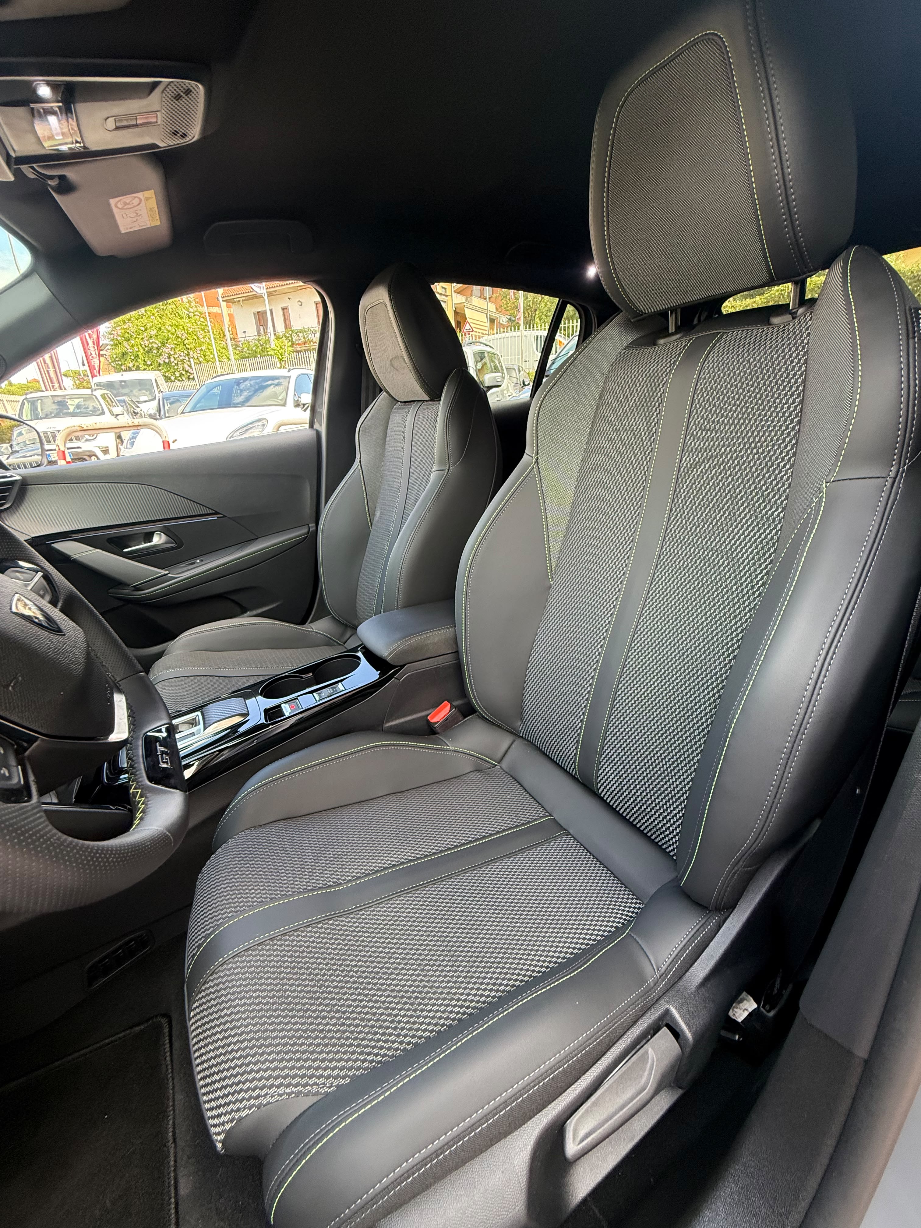 Immagine 6 - Peugeot 208 e-dcs6 All. GT