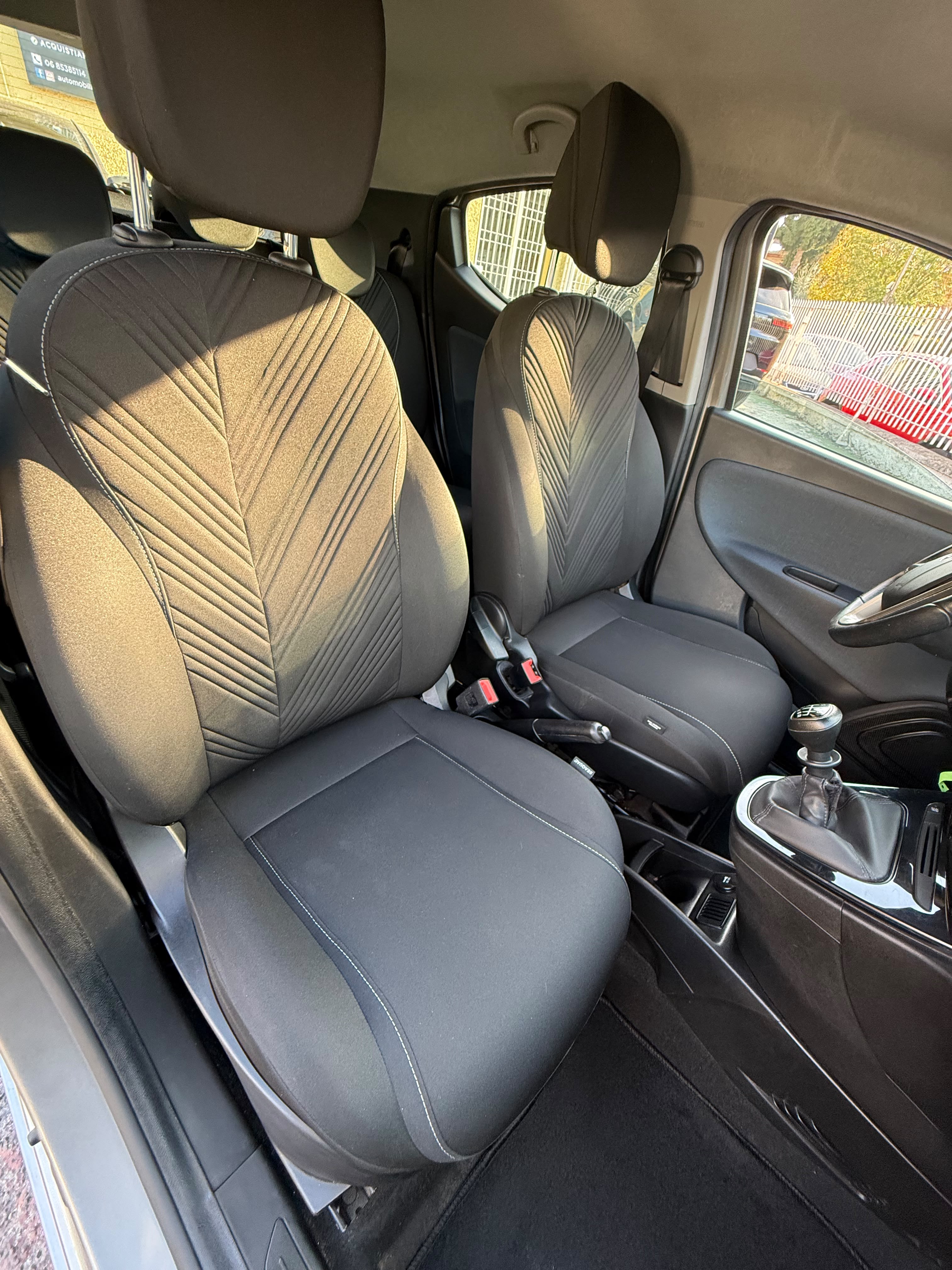 Immagine 2 - LANCIA YPSILON All. Gold *IVA ESPOSTA*