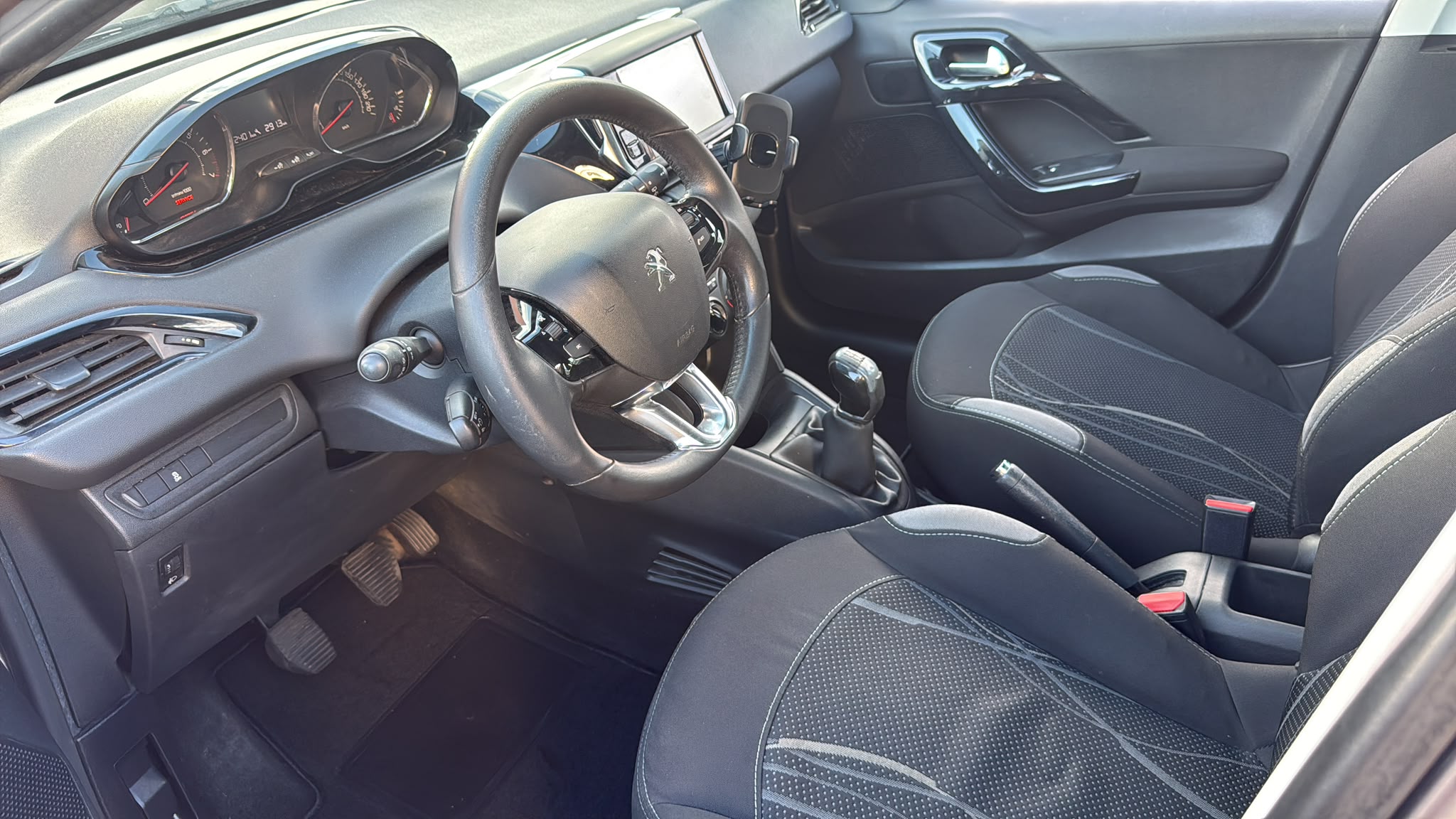 Immagine 1 - Peugeot 208 Serie Puretech 82cv Allure