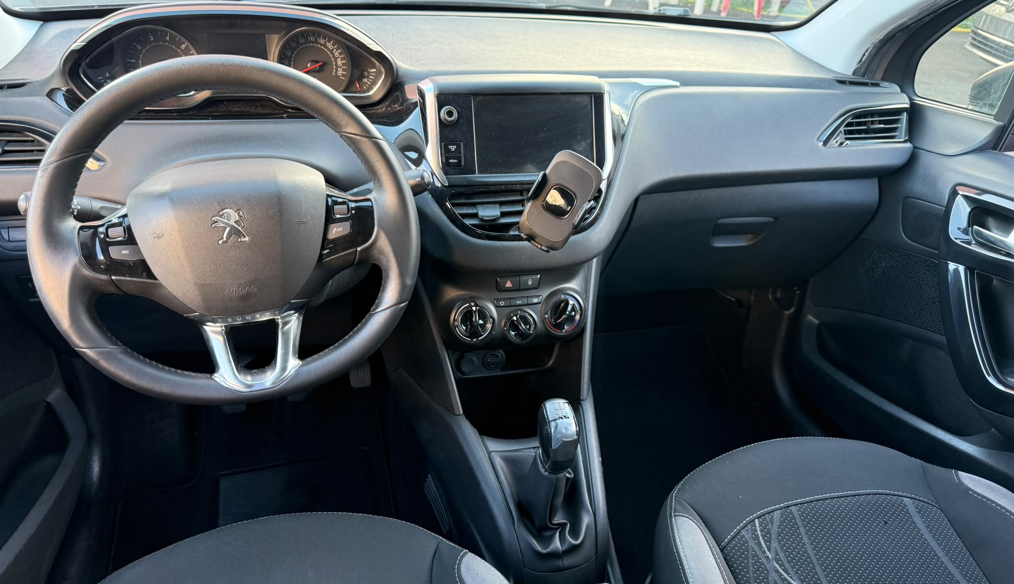 Immagine 5 - Peugeot 208 Serie Puretech 82cv Allure