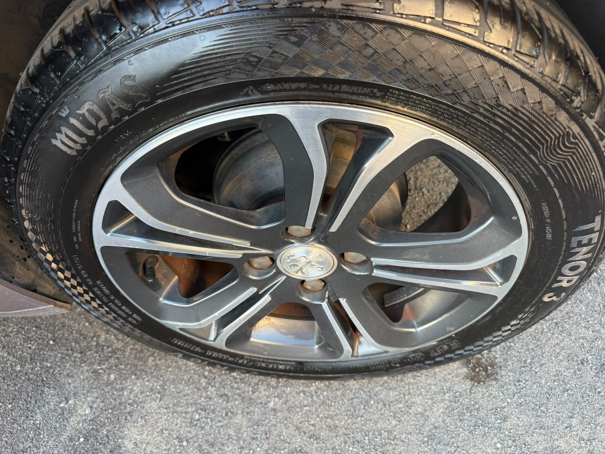 Immagine 9 - Peugeot 208 Serie Puretech 82cv Allure