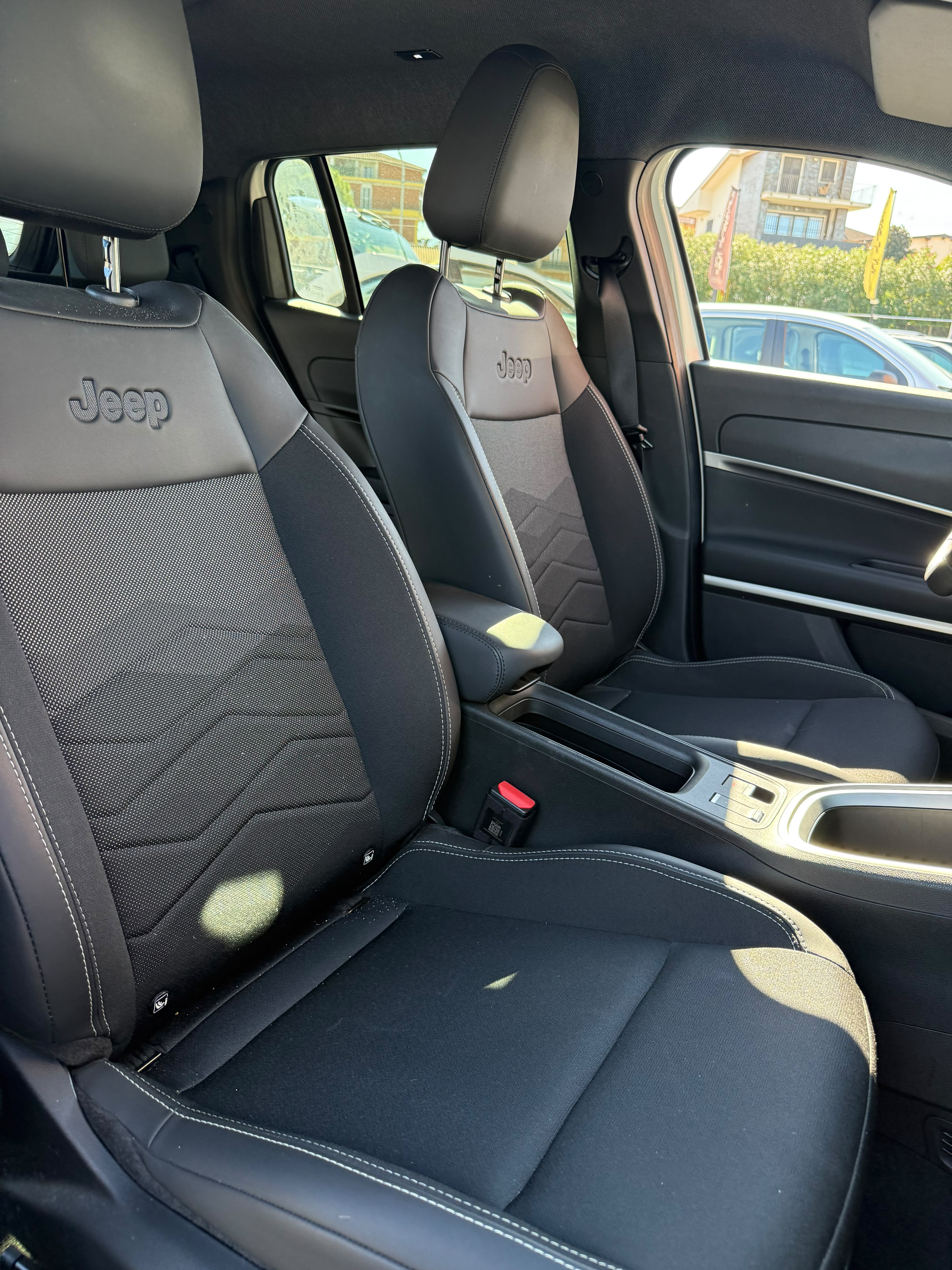 Immagine 3 - Jeep Avenger 1.2 turbo e-hybrid mhev Altitude