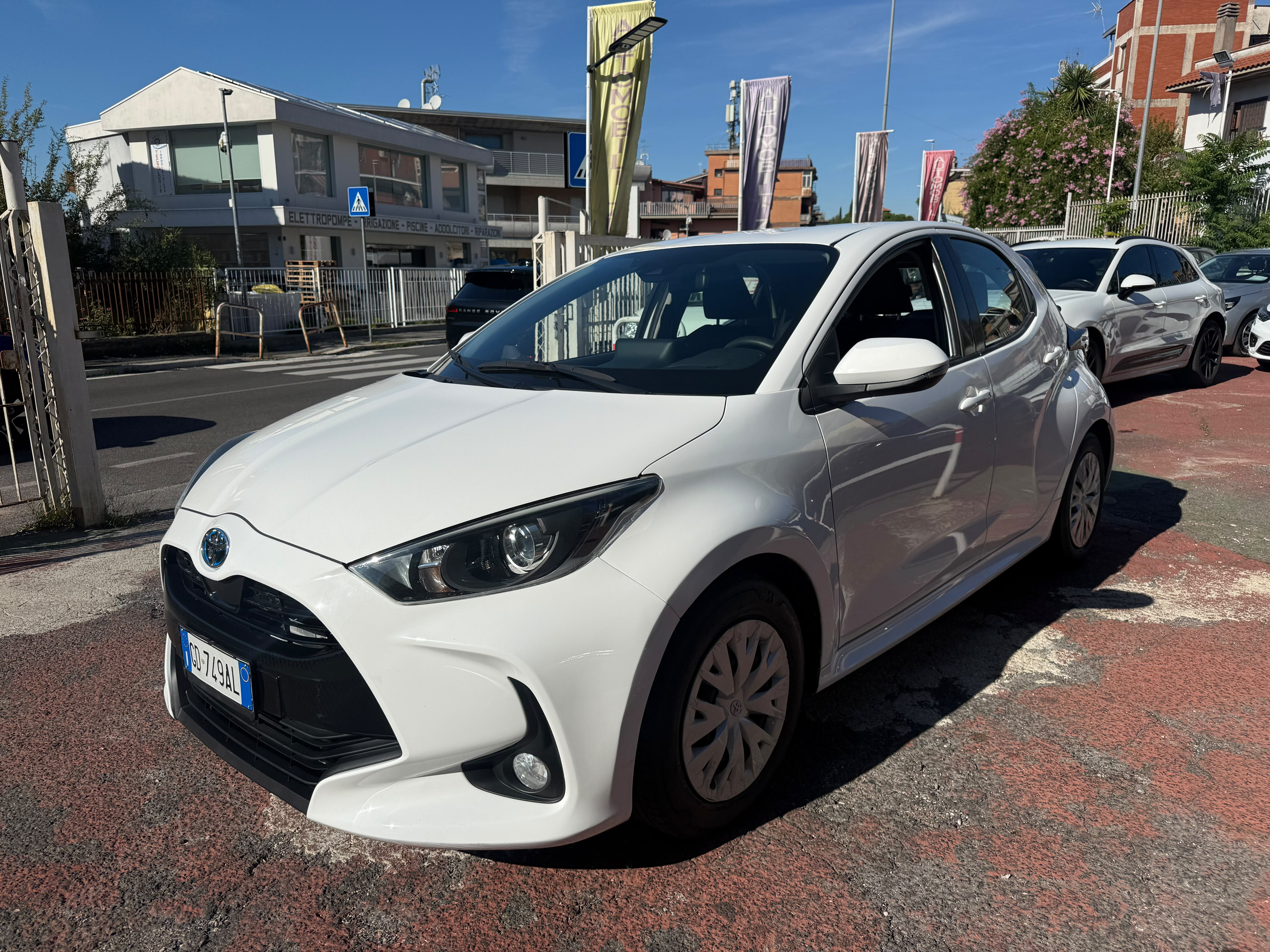 Immagine 7 - Toyota Yaris 1.5h 92cv ibrida