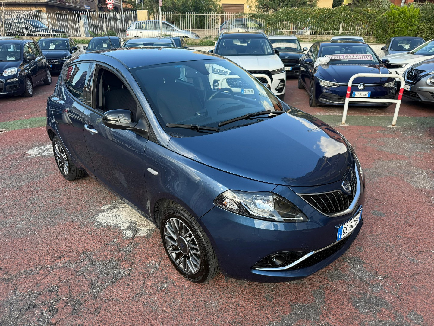 LANCIA YPSILON HYBRID 1.0