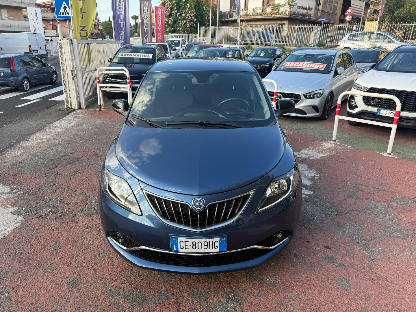 Immagine 2 - LANCIA YPSILON HYBRID 1.0