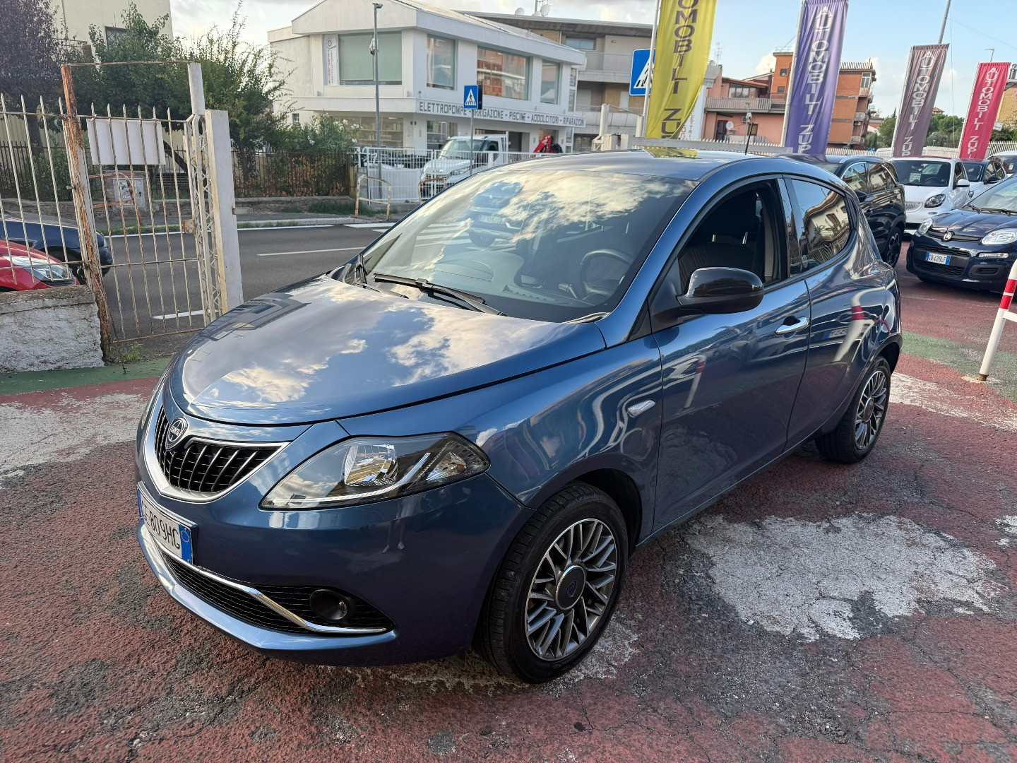 Immagine 3 - LANCIA YPSILON HYBRID 1.0