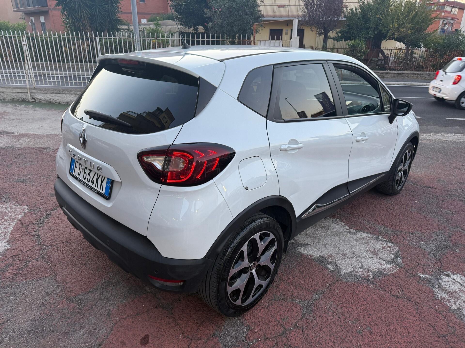 Immagine 6 - Renault Captur 90cv *UNICO PROPRIETARIO*