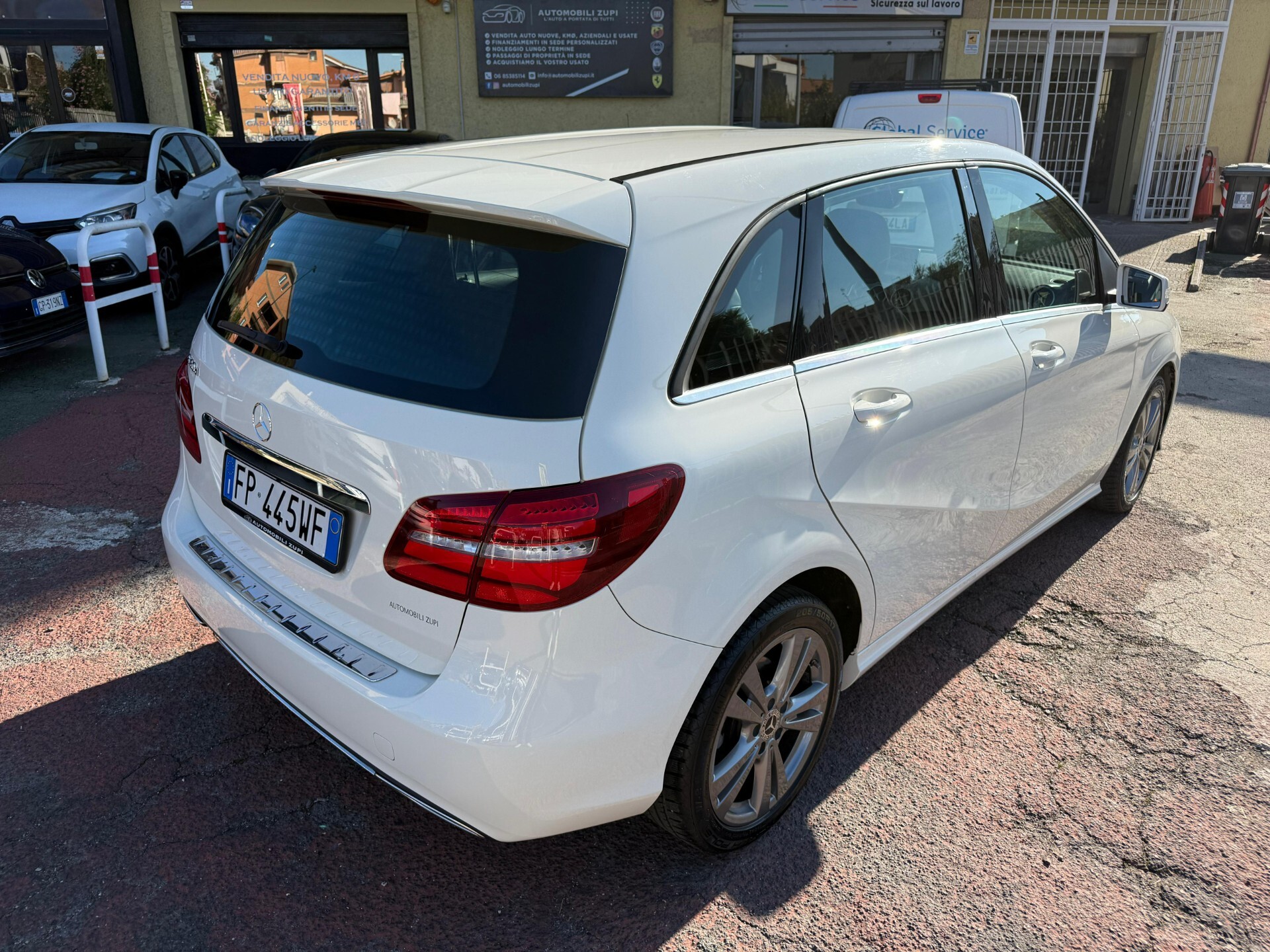 Immagine 4 - Mercedes-benz B 180 d *AUTOMATICA*
