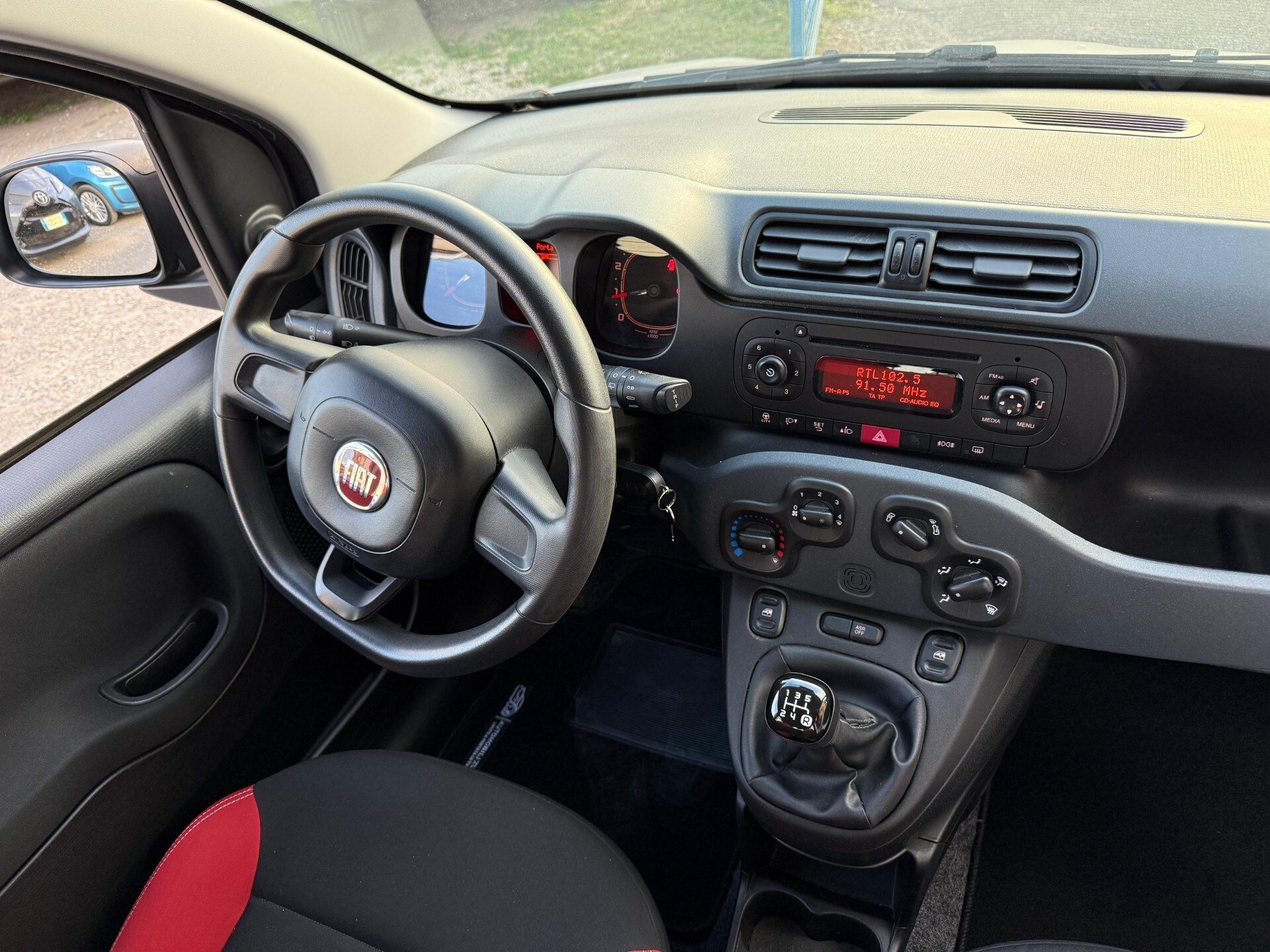 Immagine 7 - Fiat Panda 69cv Lounge *TAGLIANDI EFFETTUATI*