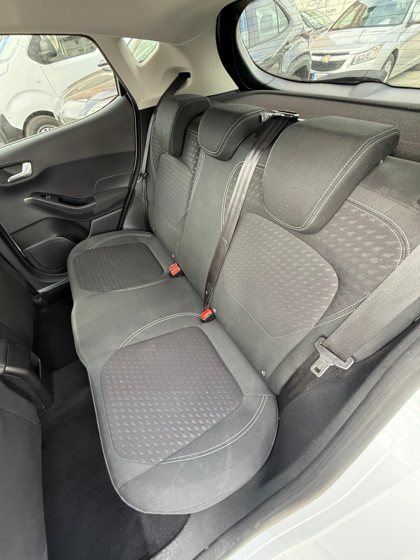 Immagine 9 - Ford Fiesta 86cv *UNICO PROPRIETARIO*