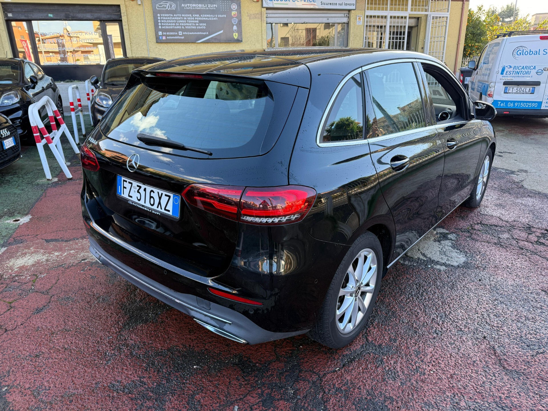 Immagine 5 - Mercedes-benz B 180d 116cv *UNICO PROPRIETARIO*