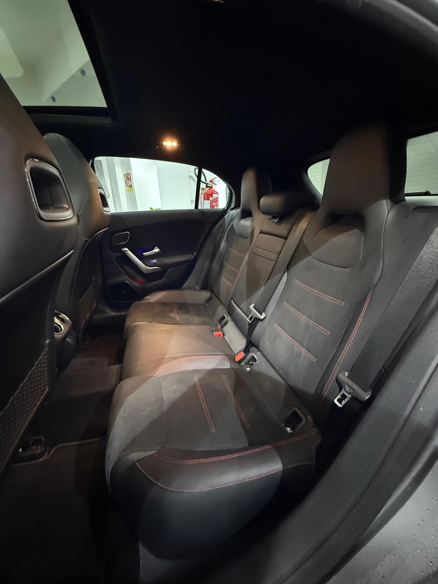 Immagine 11 - Mercedes-benz A 35 AMG *LUCI AMBIENTE*