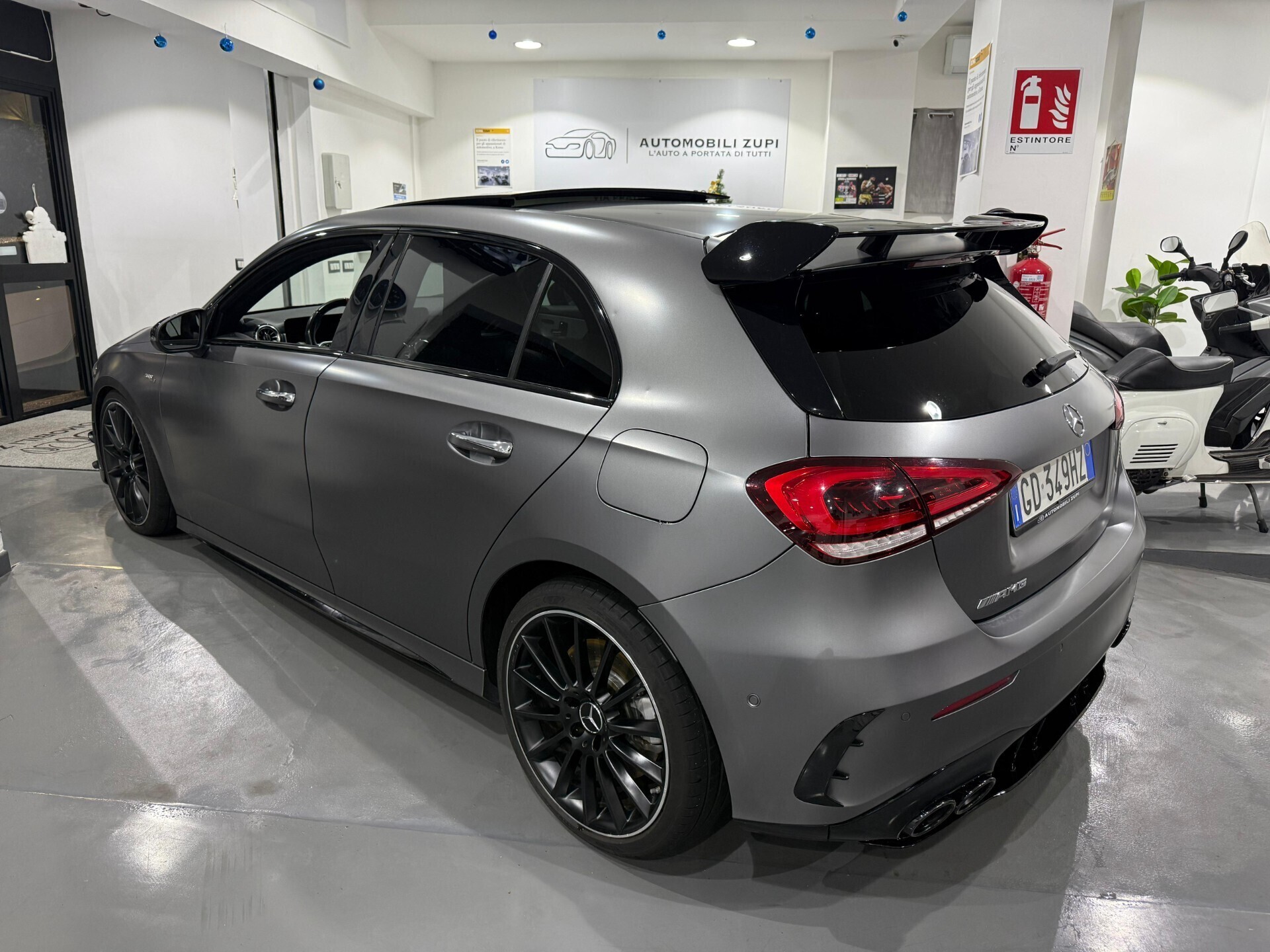 Immagine 6 - Mercedes-benz A 35 AMG *LUCI AMBIENTE*