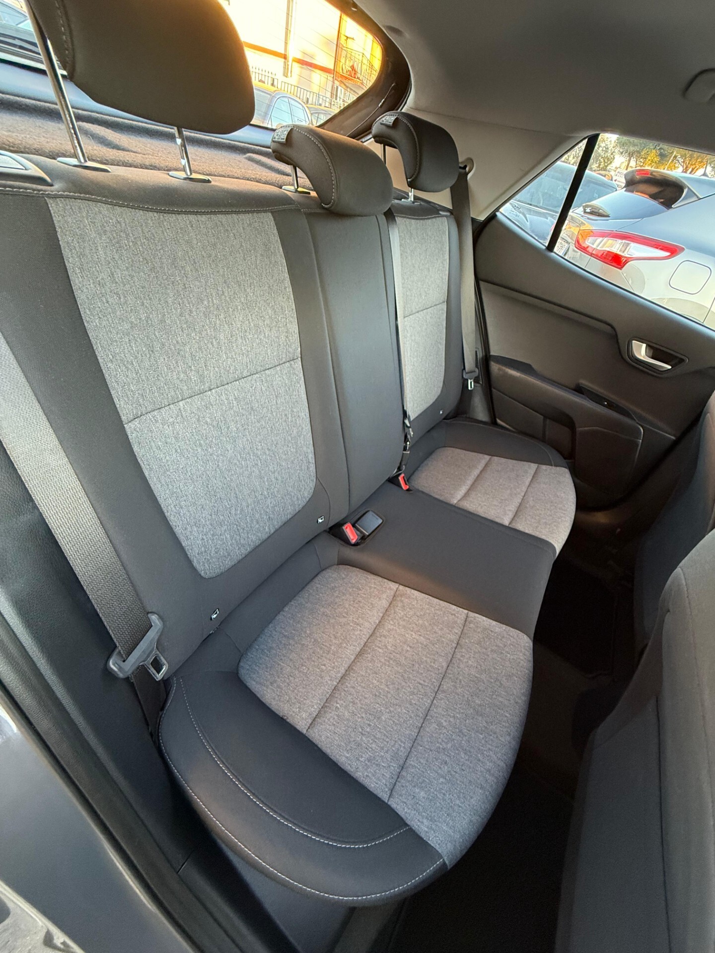 Immagine 12 - Kia Stonic 100 CV GT Line **CARPLAY** (IVA ESP)