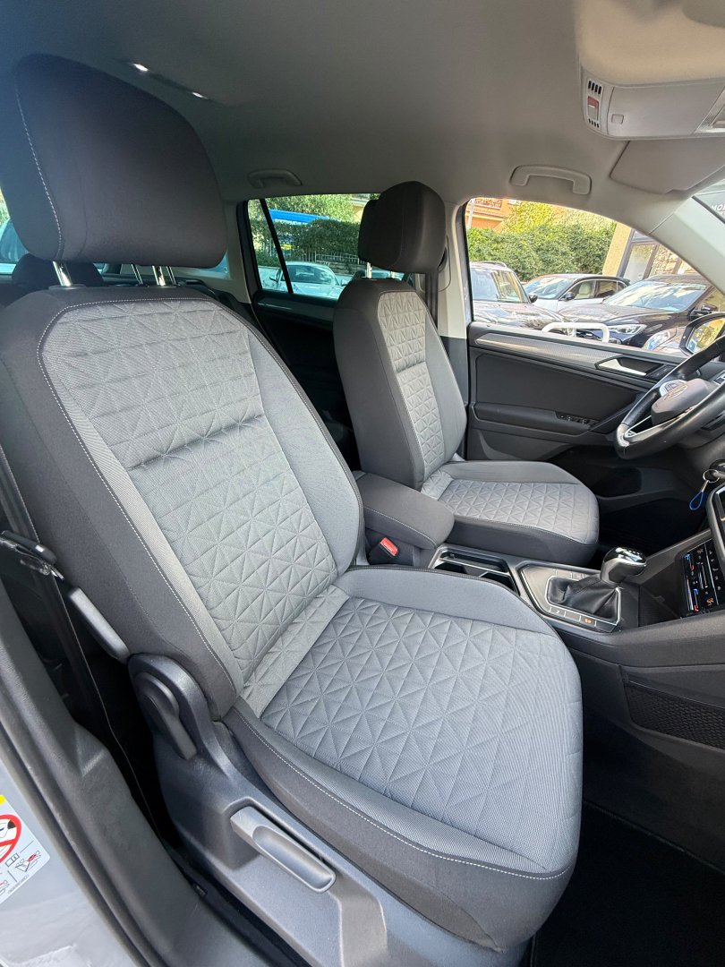Immagine 8 - Volkswagen Tiguan 2.0 TDI 150CV SCR DSG R-LINE