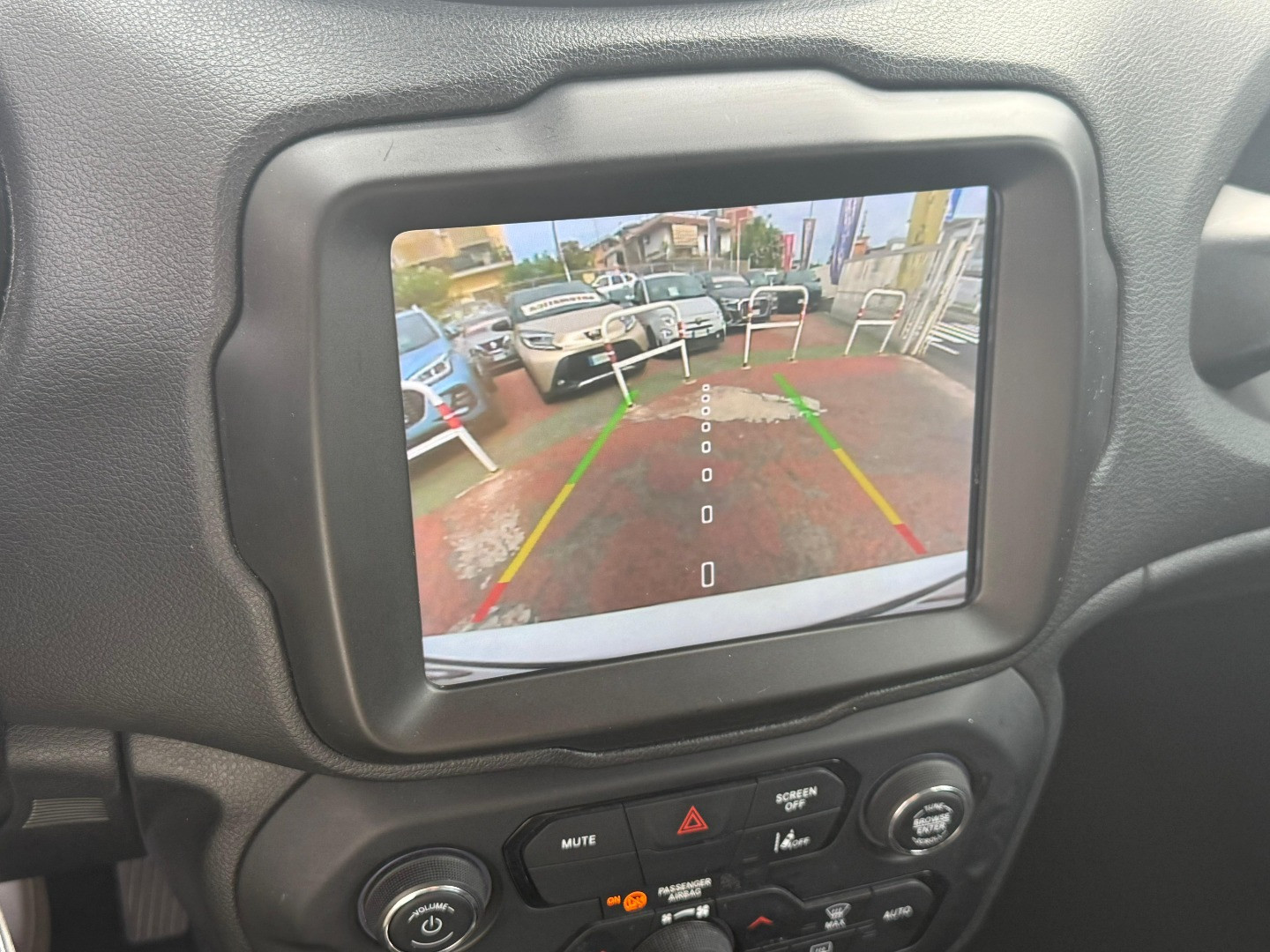 Immagine 10 - Jeep Renegade 1.3