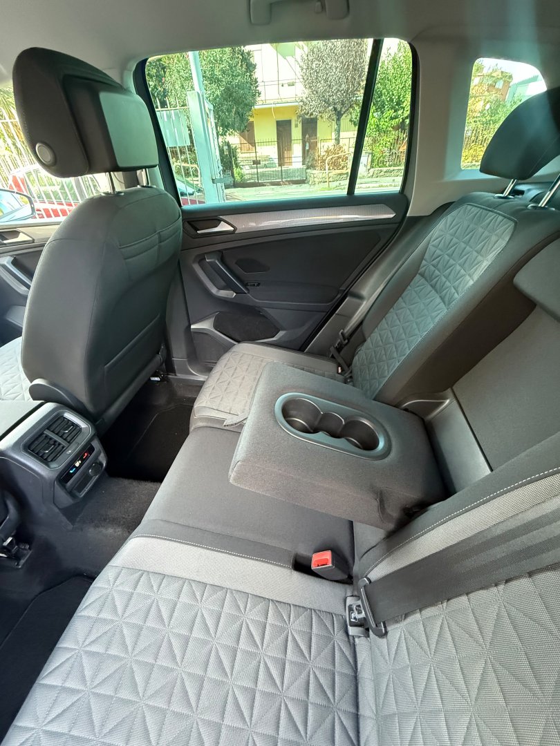Immagine 7 - Volkswagen Tiguan 2.0 TDI 150CV SCR DSG R-LINE